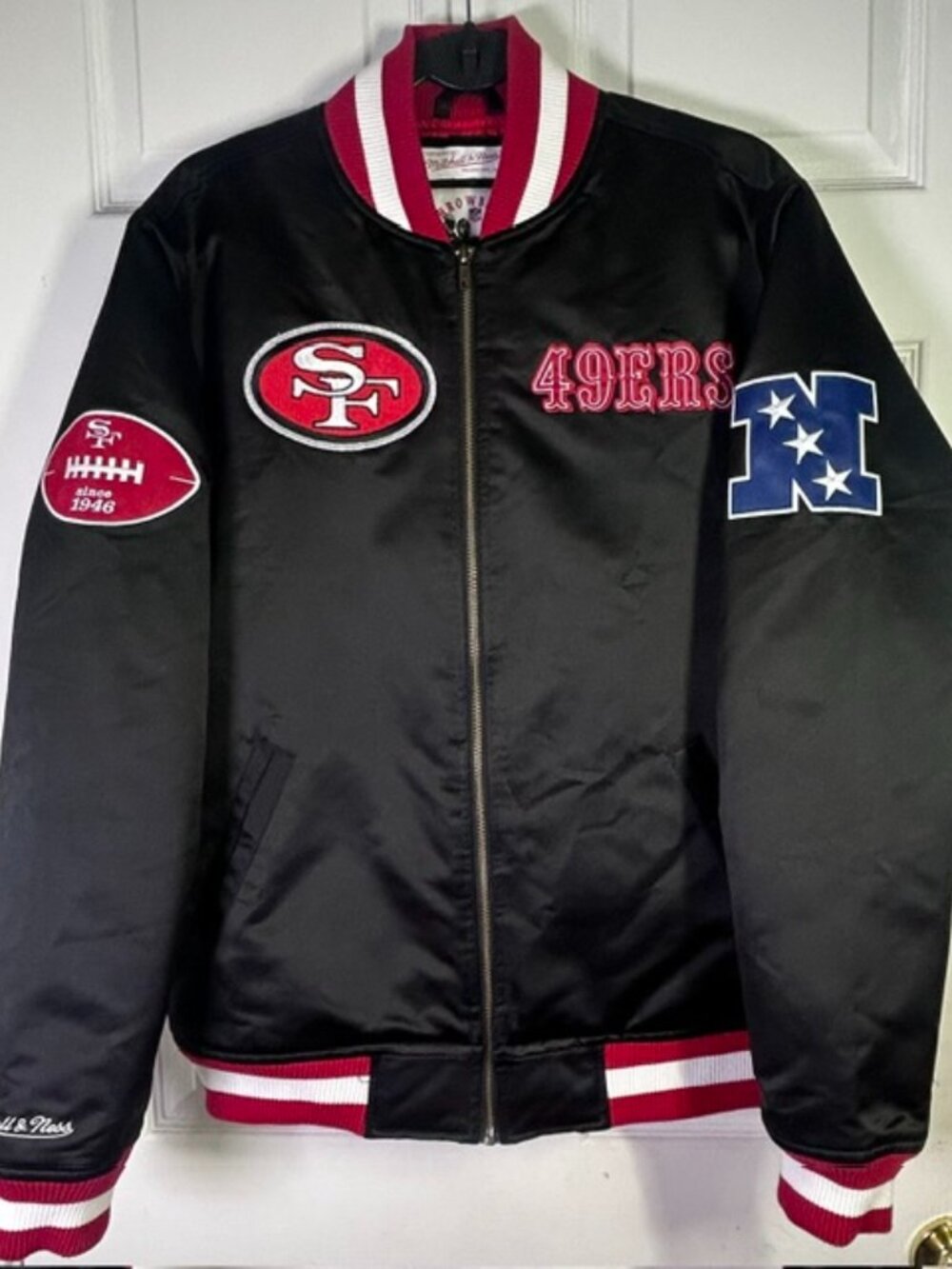 San Francisco 49ers "Faithful to the Bay" Satin Jacket from Mitchell & Ness- Med